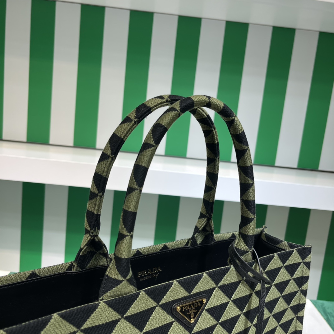 Pra*a symbole embroidered fabric tote bag
