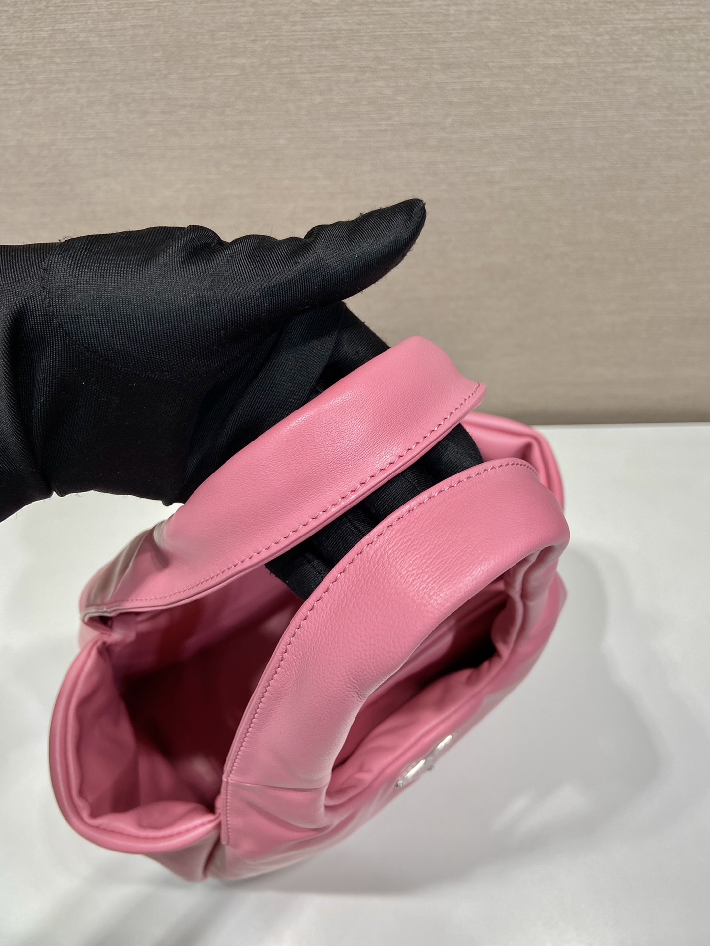 medium padded Pra*a soft nappa leather bag
