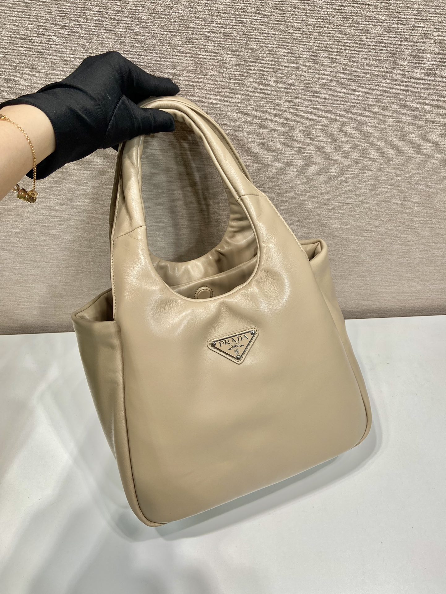 medium padded Pra*a soft nappa leather bag