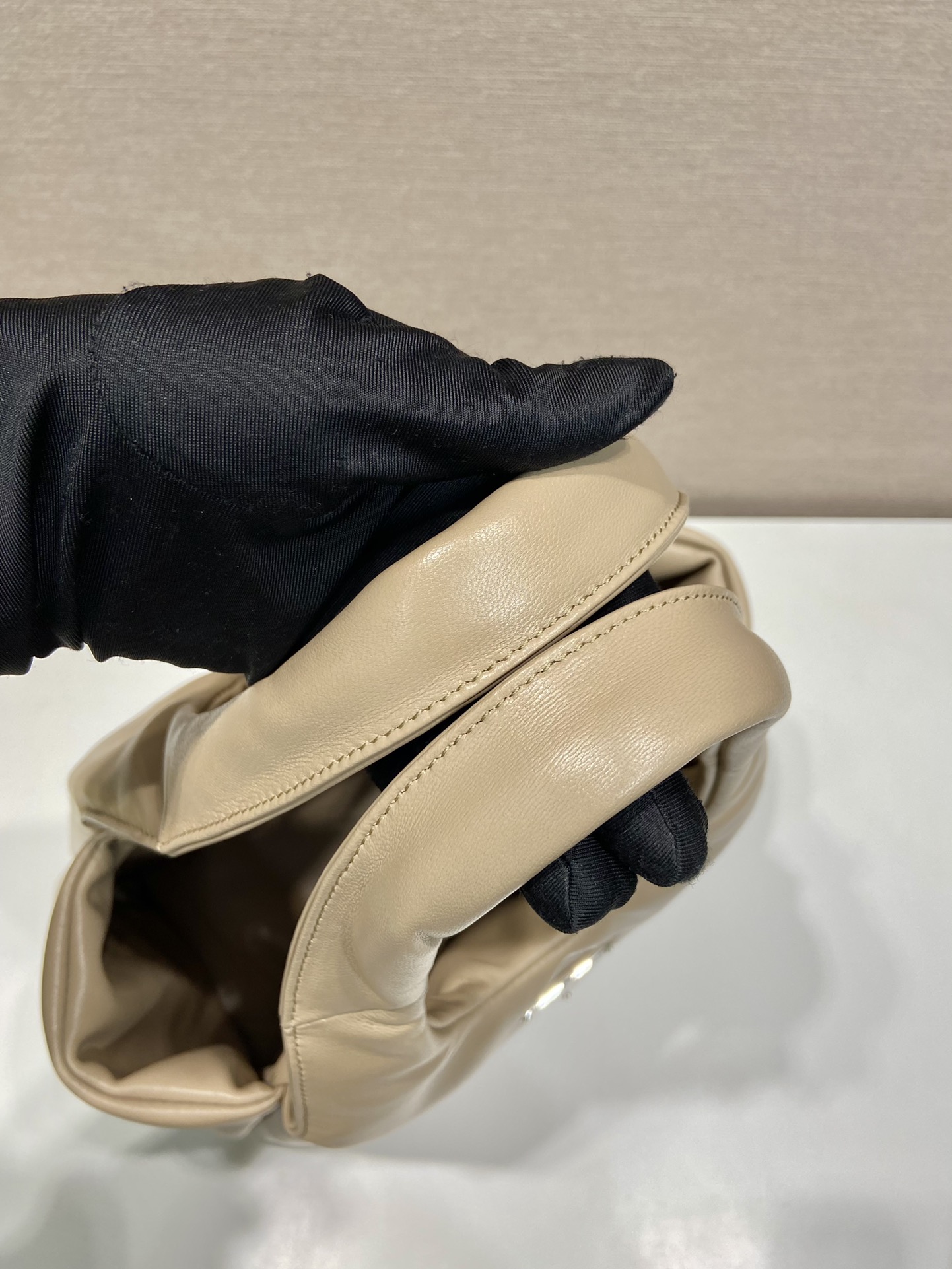 medium padded Pra*a soft nappa leather bag