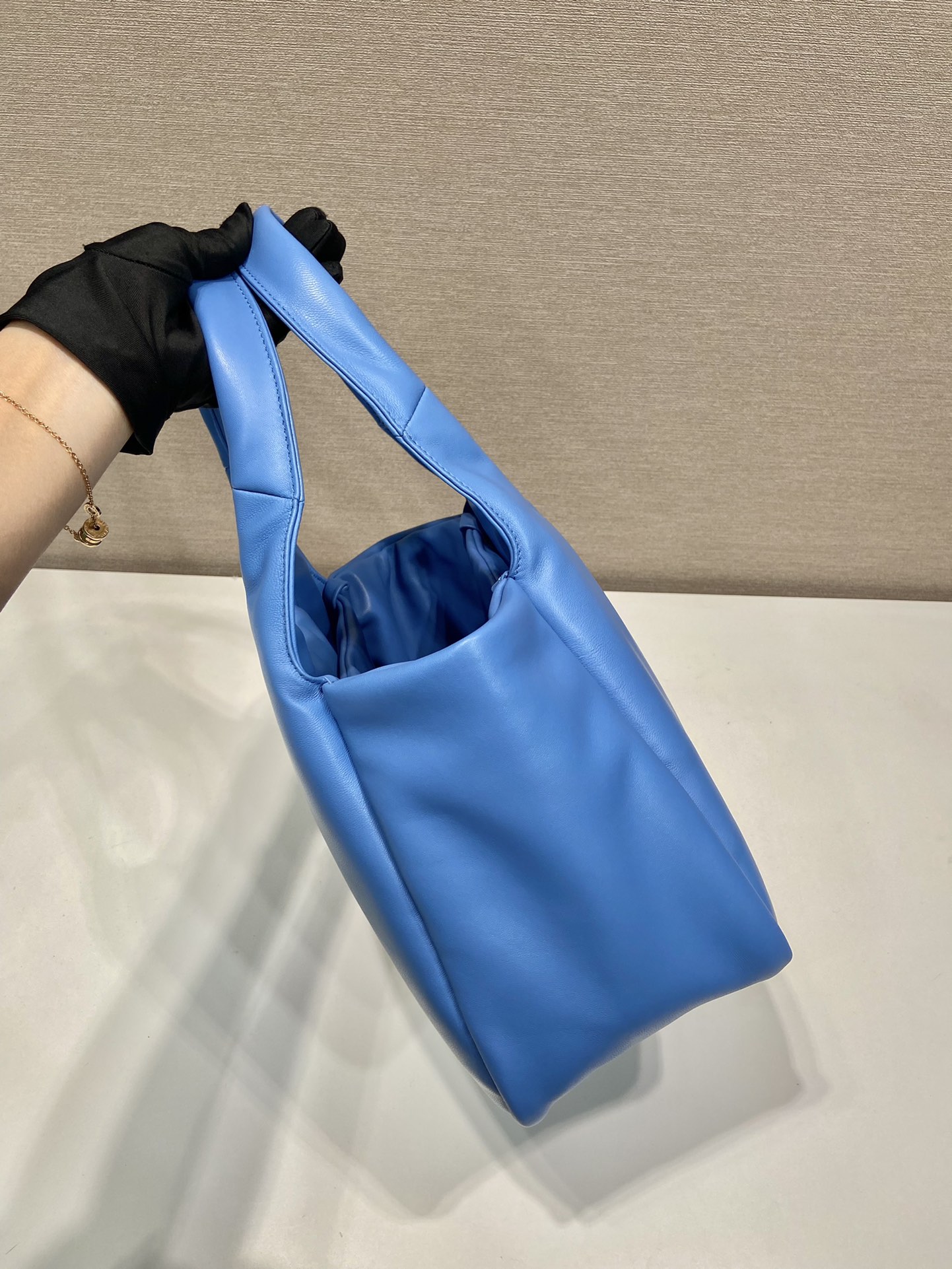 medium padded Pra*a soft nappa leather bag