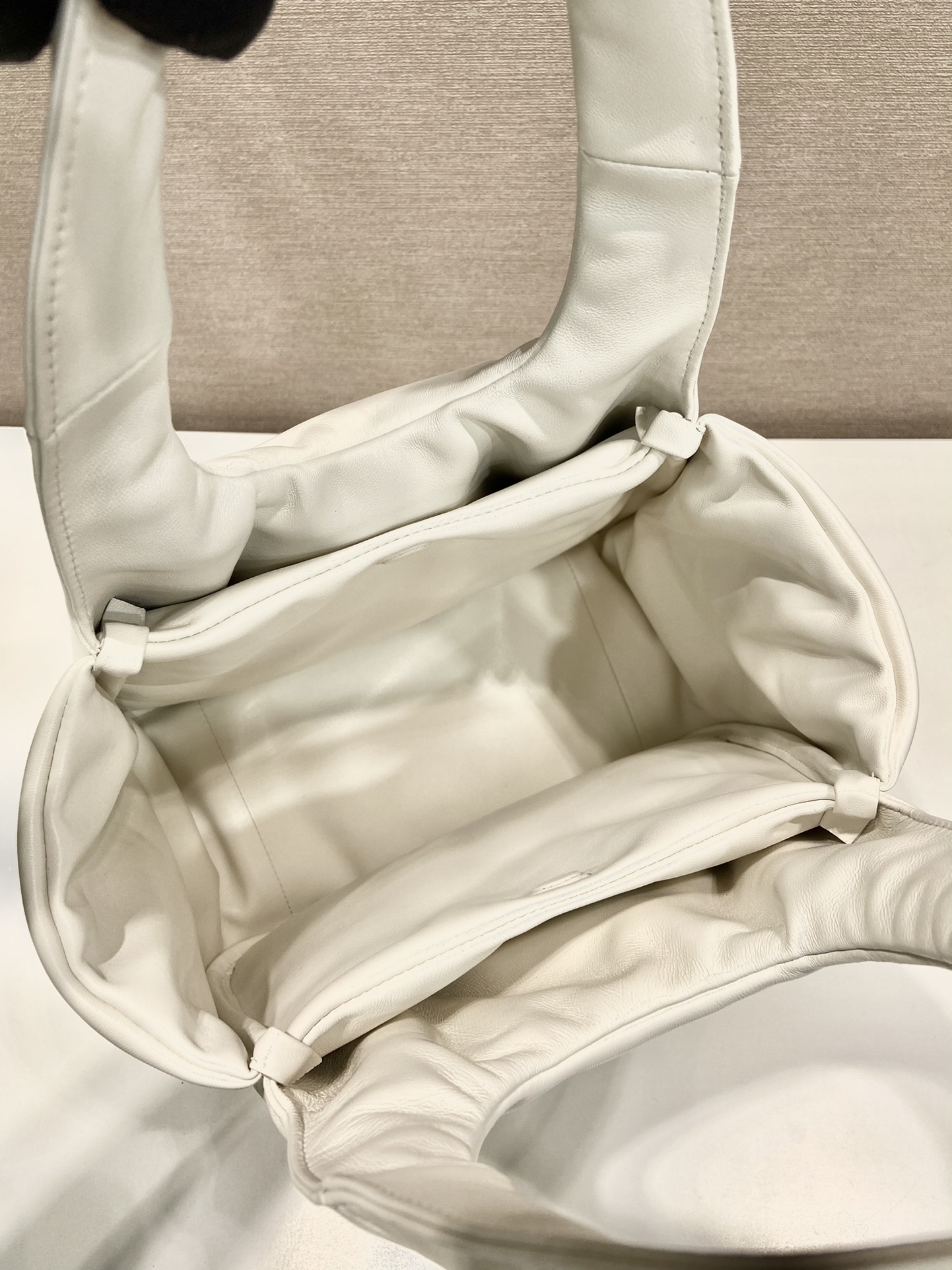 medium padded Pra*a soft nappa leather bag