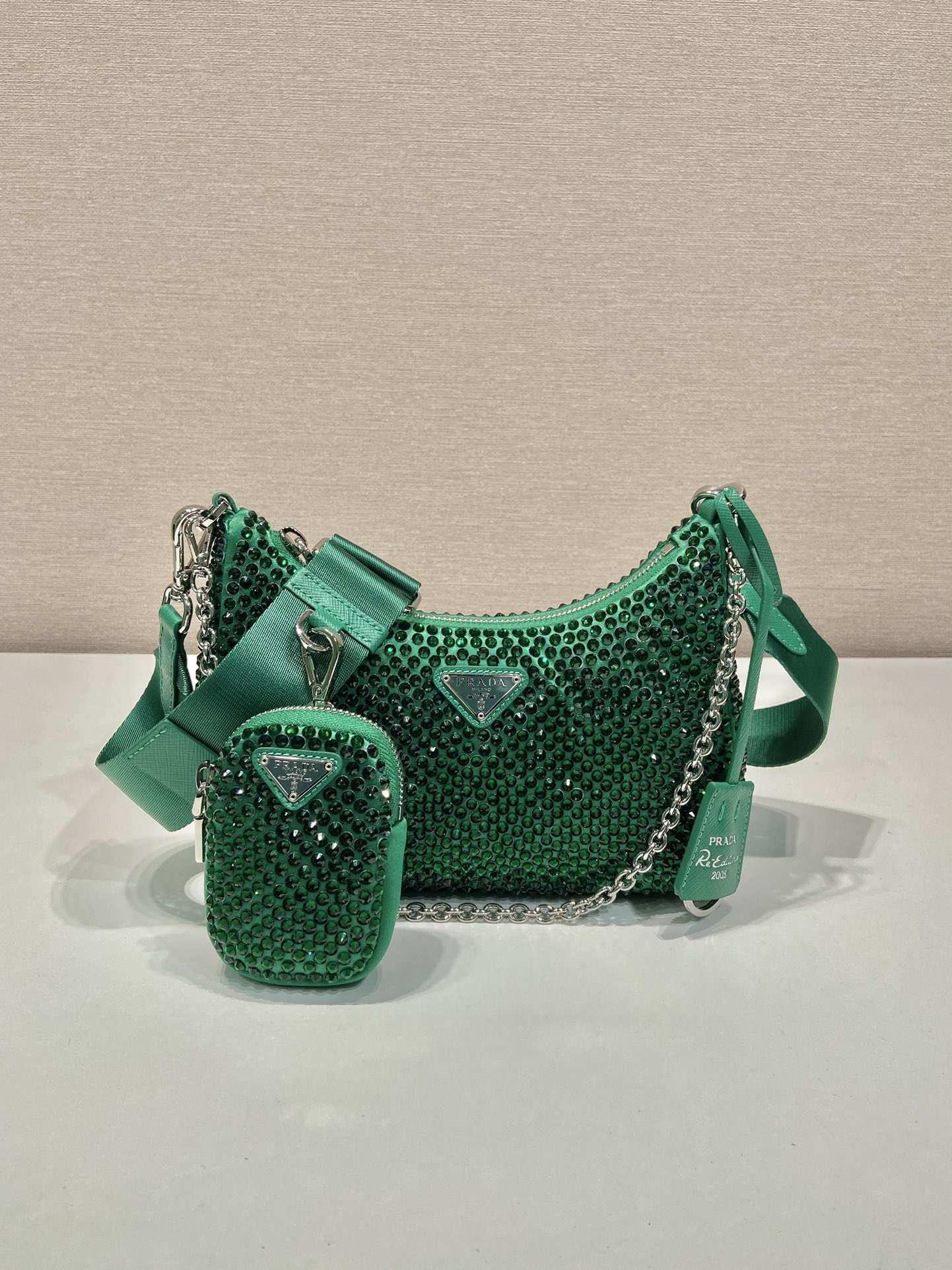 Pra*a re-edition 2005 saffiano leather bag