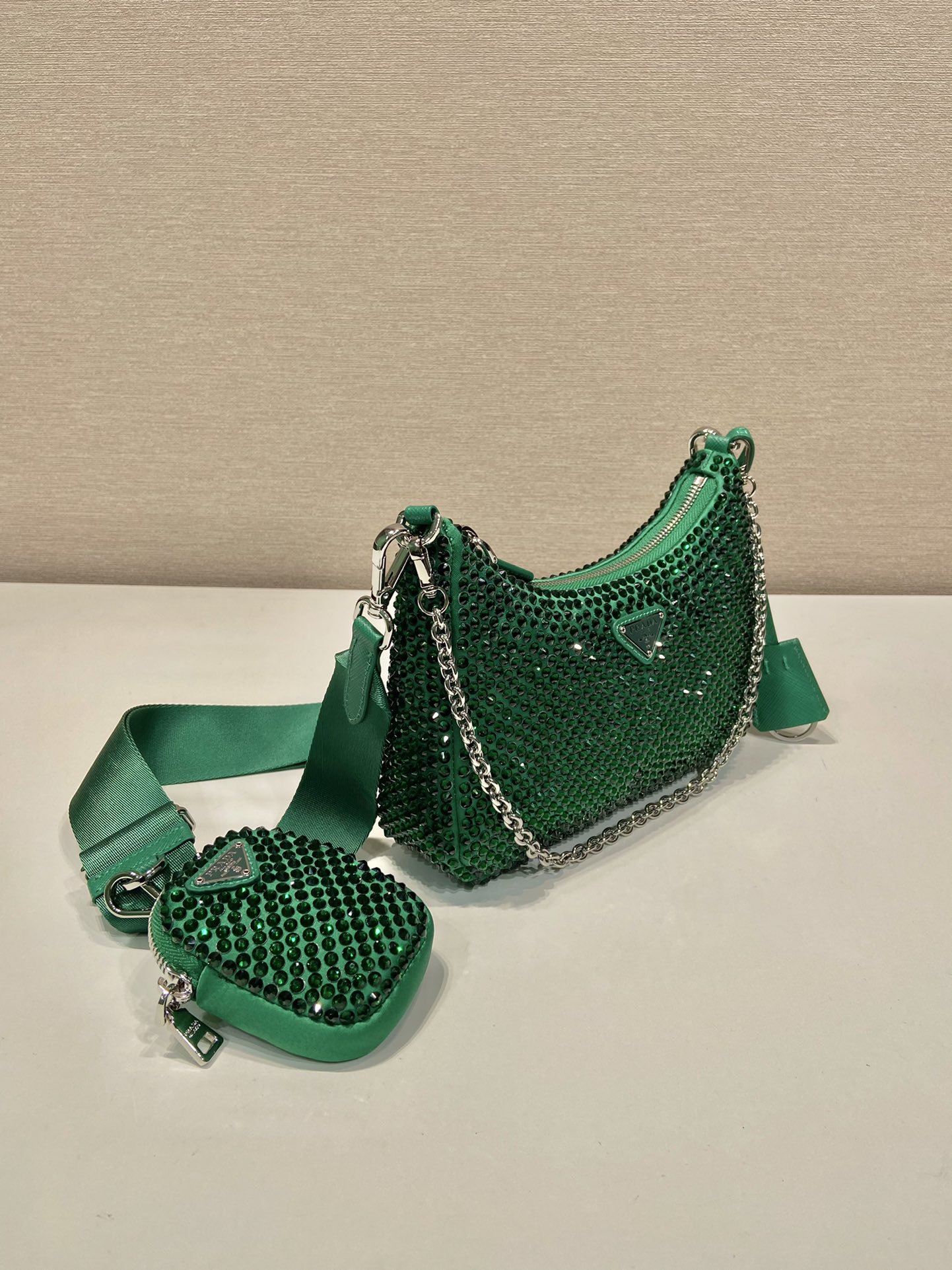 Pra*a re-edition 2005 saffiano leather bag