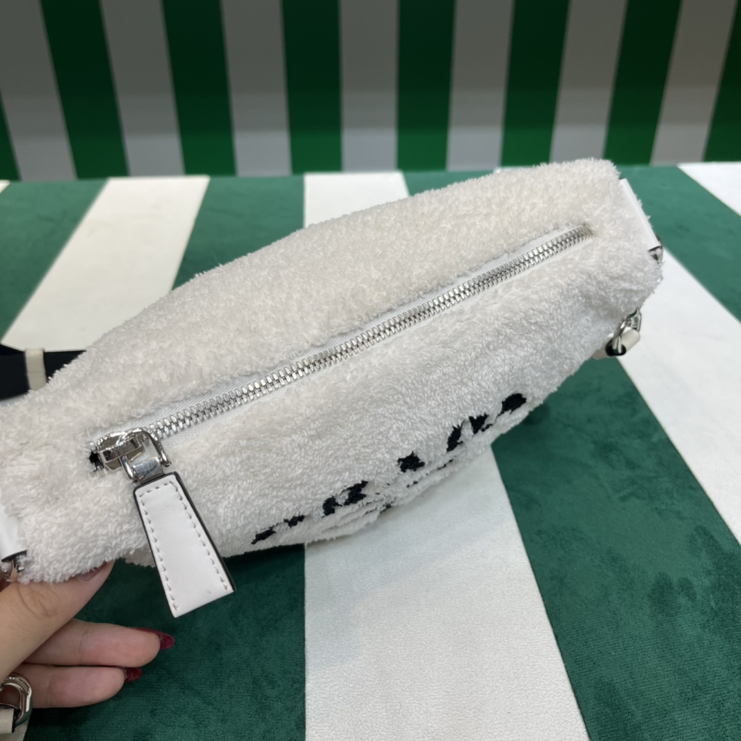 Pra*a triangle shoulder bag