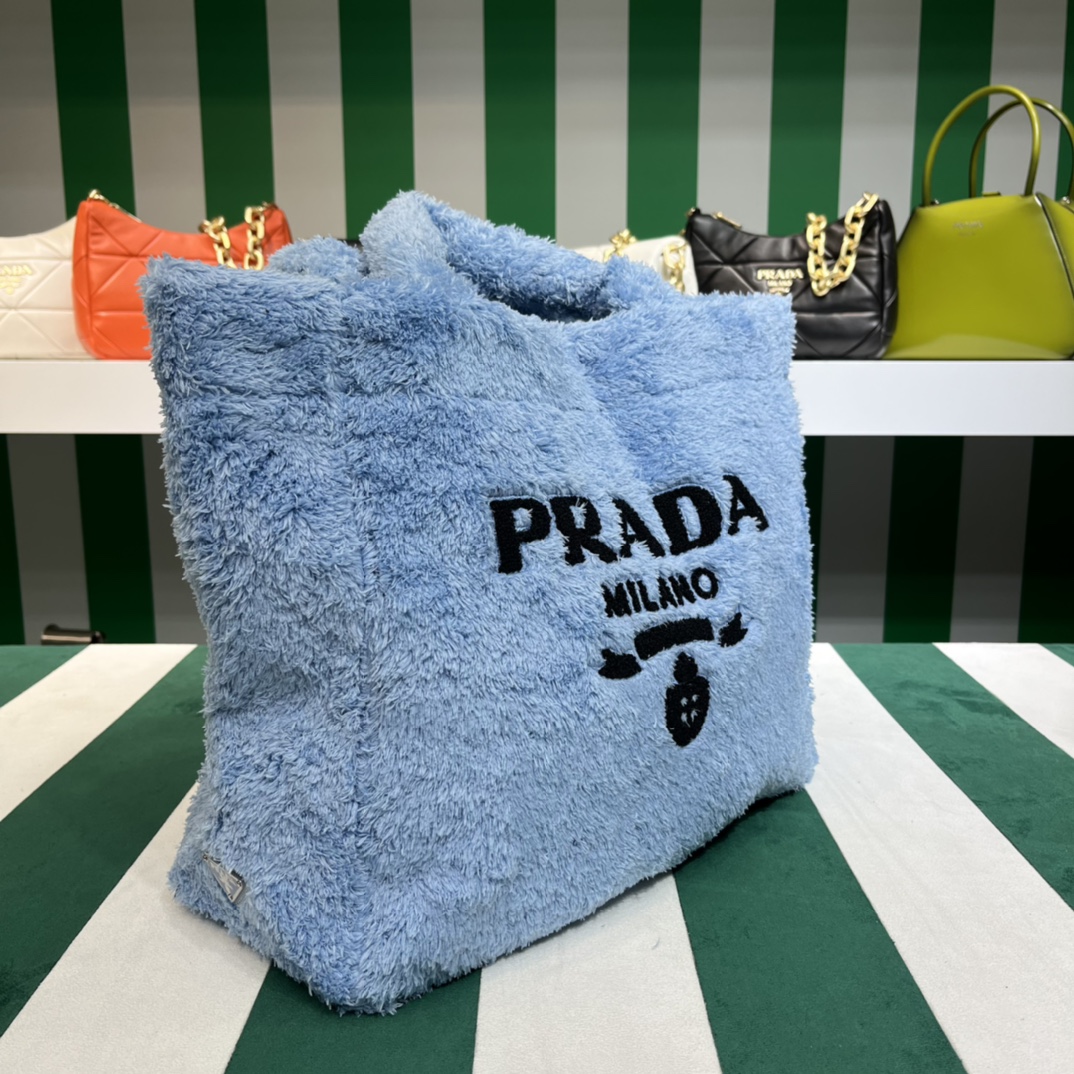 Pra*a terry tote bag