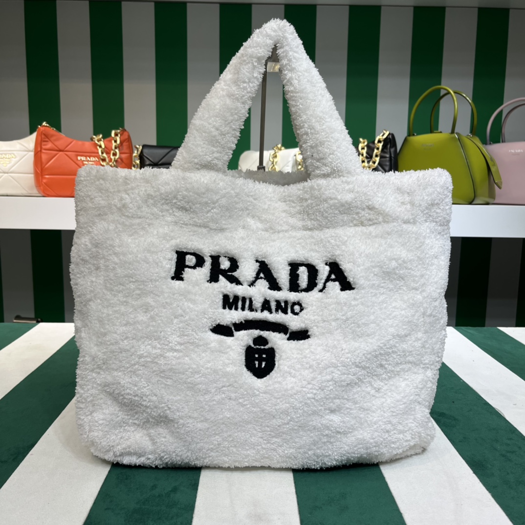 Pra*a terry tote bag