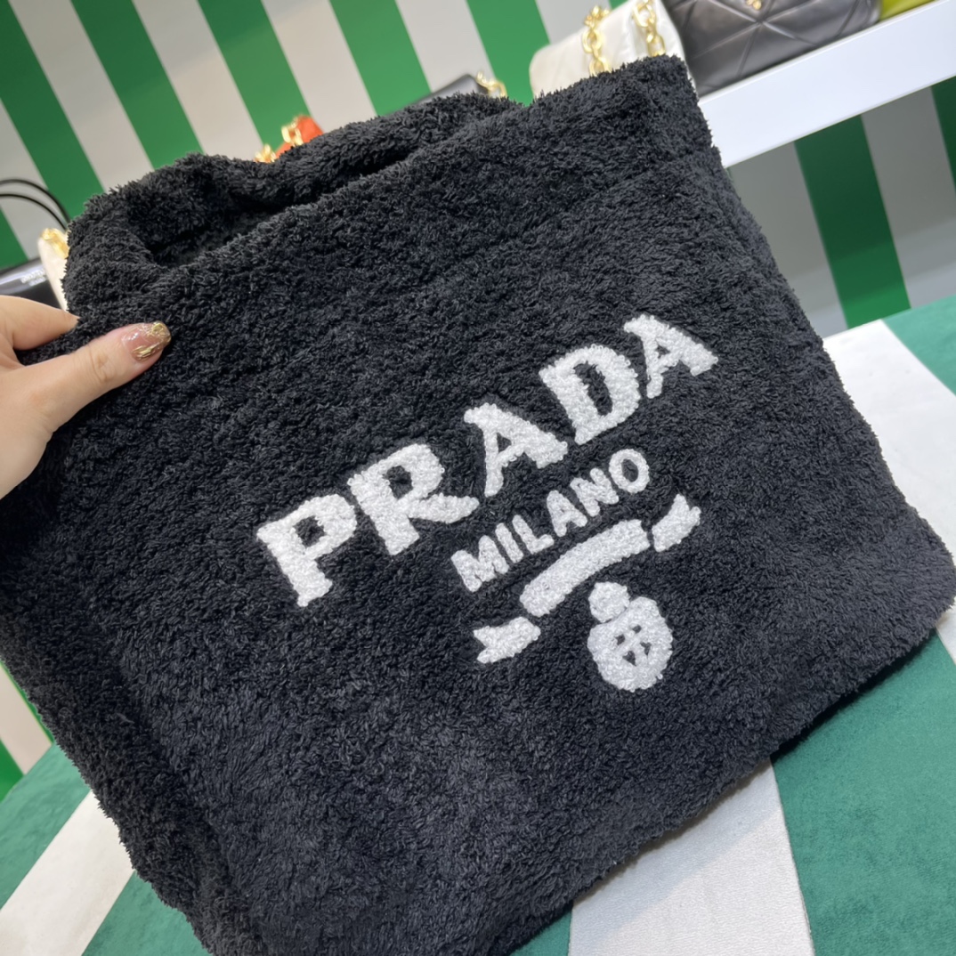 Pra*a terry tote bag
