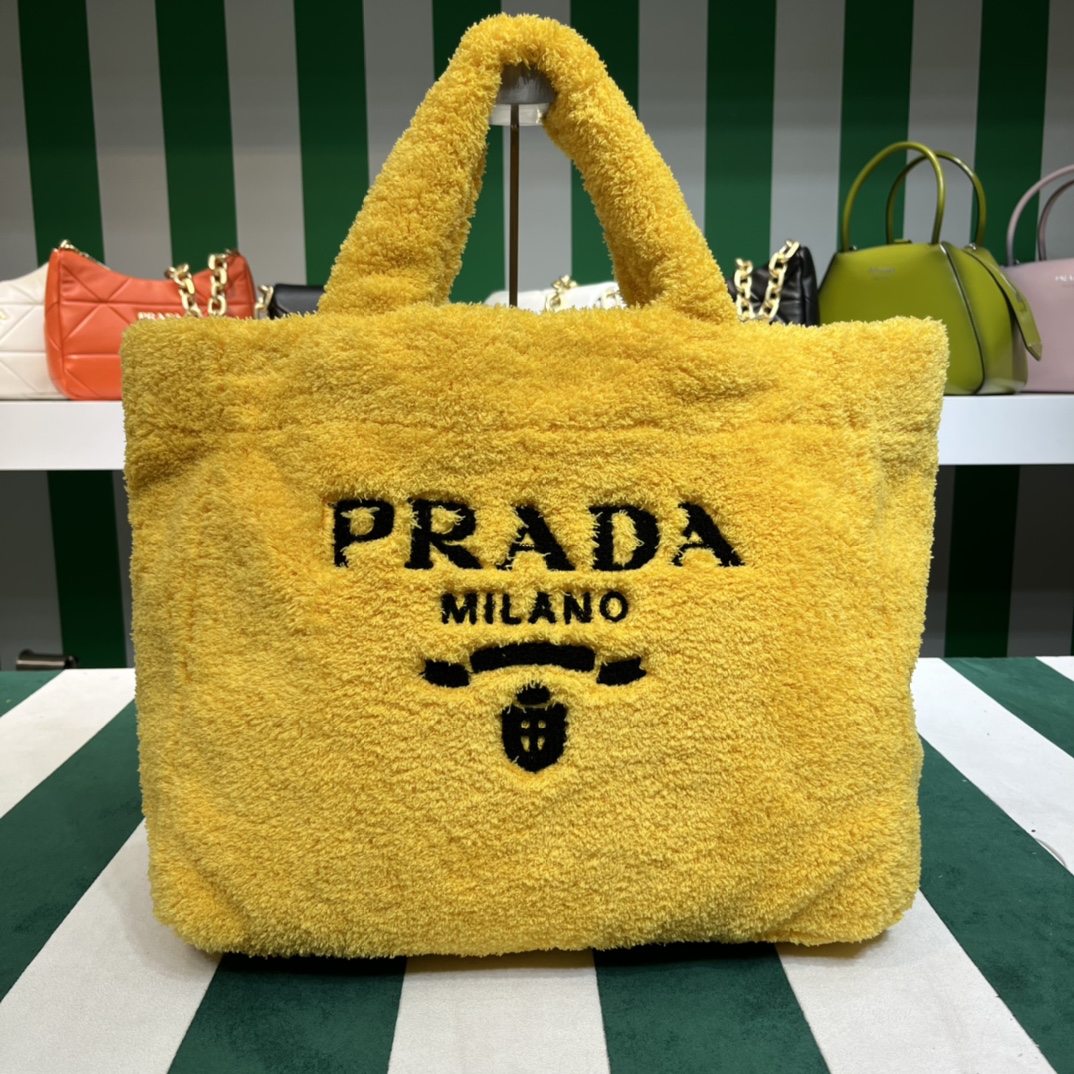Pra*a terry tote bag