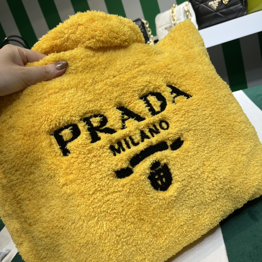 Pra*a terry tote bag