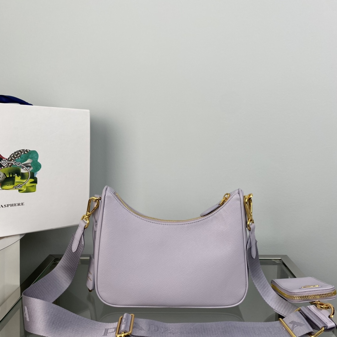 Pra*a re-edition 2005 saffiano leather bag