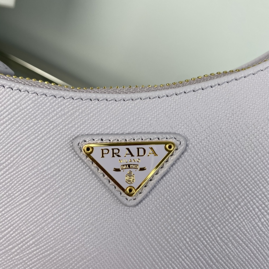 Pra*a re-edition 2005 saffiano leather bag