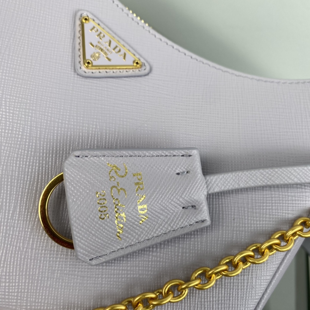 Pra*a re-edition 2005 saffiano leather bag