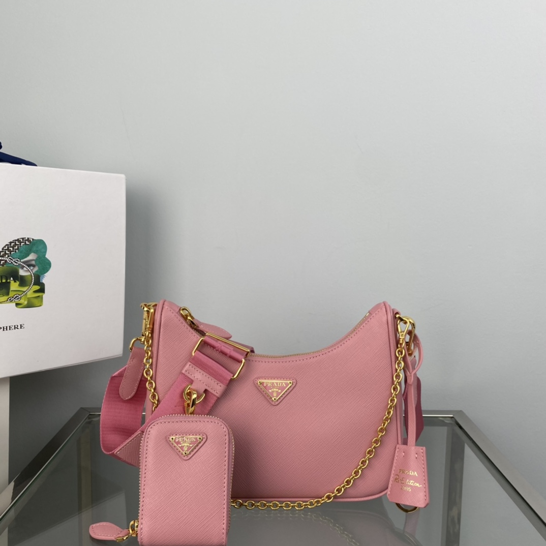 Pra*a re-edition 2005 saffiano leather bag