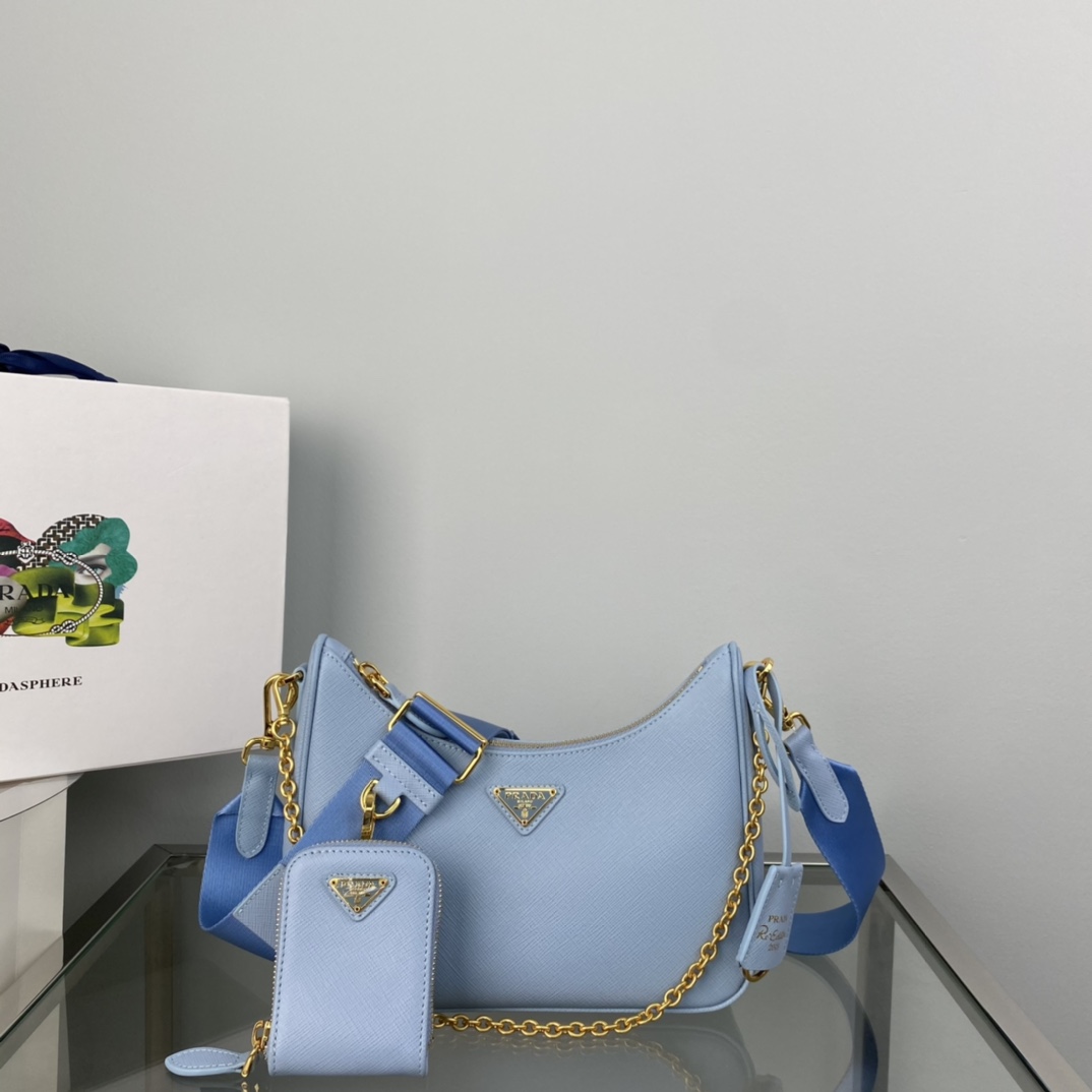 Pra*a re-edition 2005 saffiano leather bag
