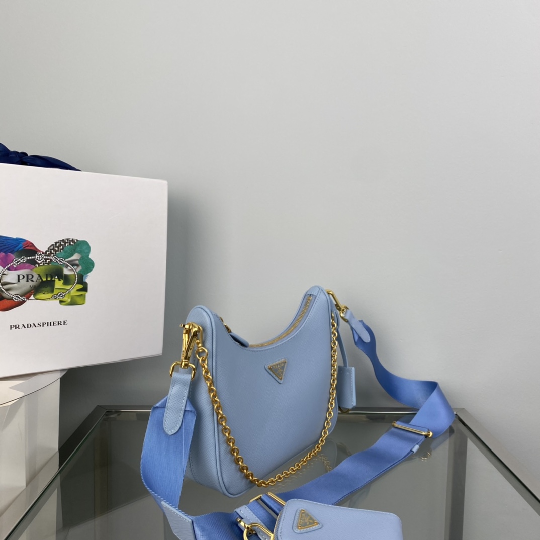 Pra*a re-edition 2005 saffiano leather bag