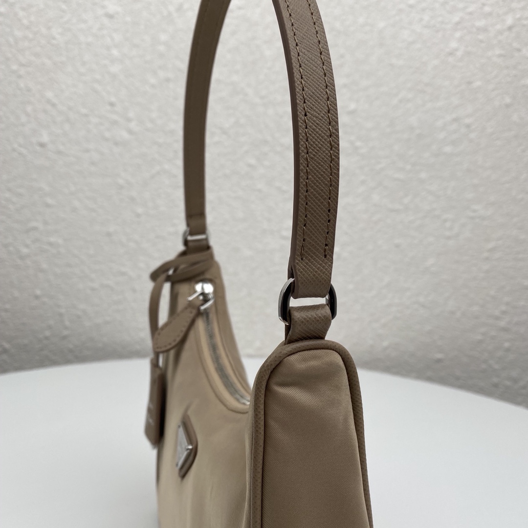 Pra*a re-edition 2005 re-nylon mini bag