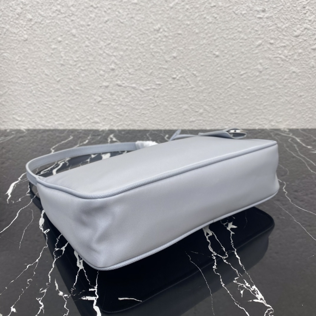 Pra*a re-edition 2005 re-nylon mini bag