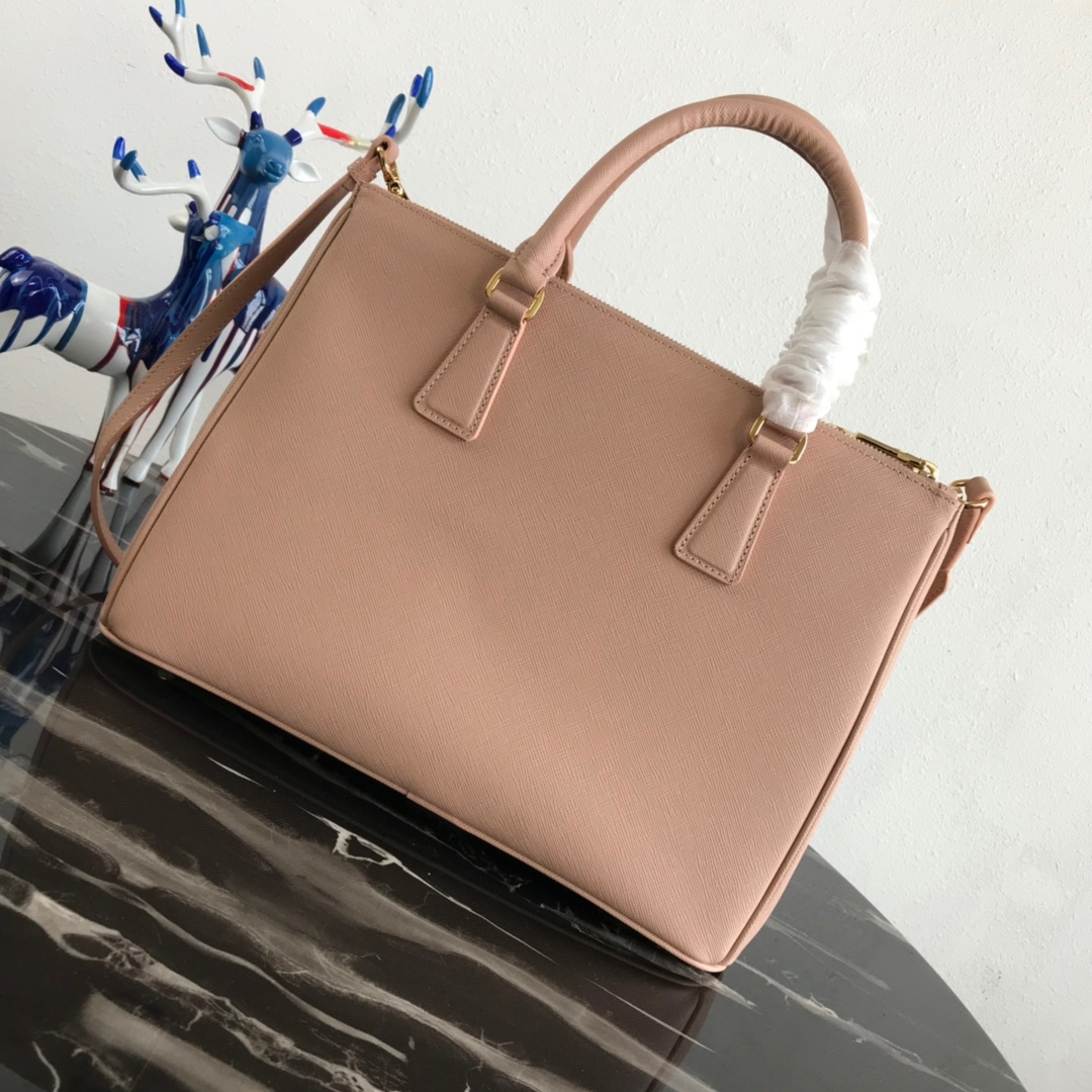 large Pra*a galleria saffiano leather bag