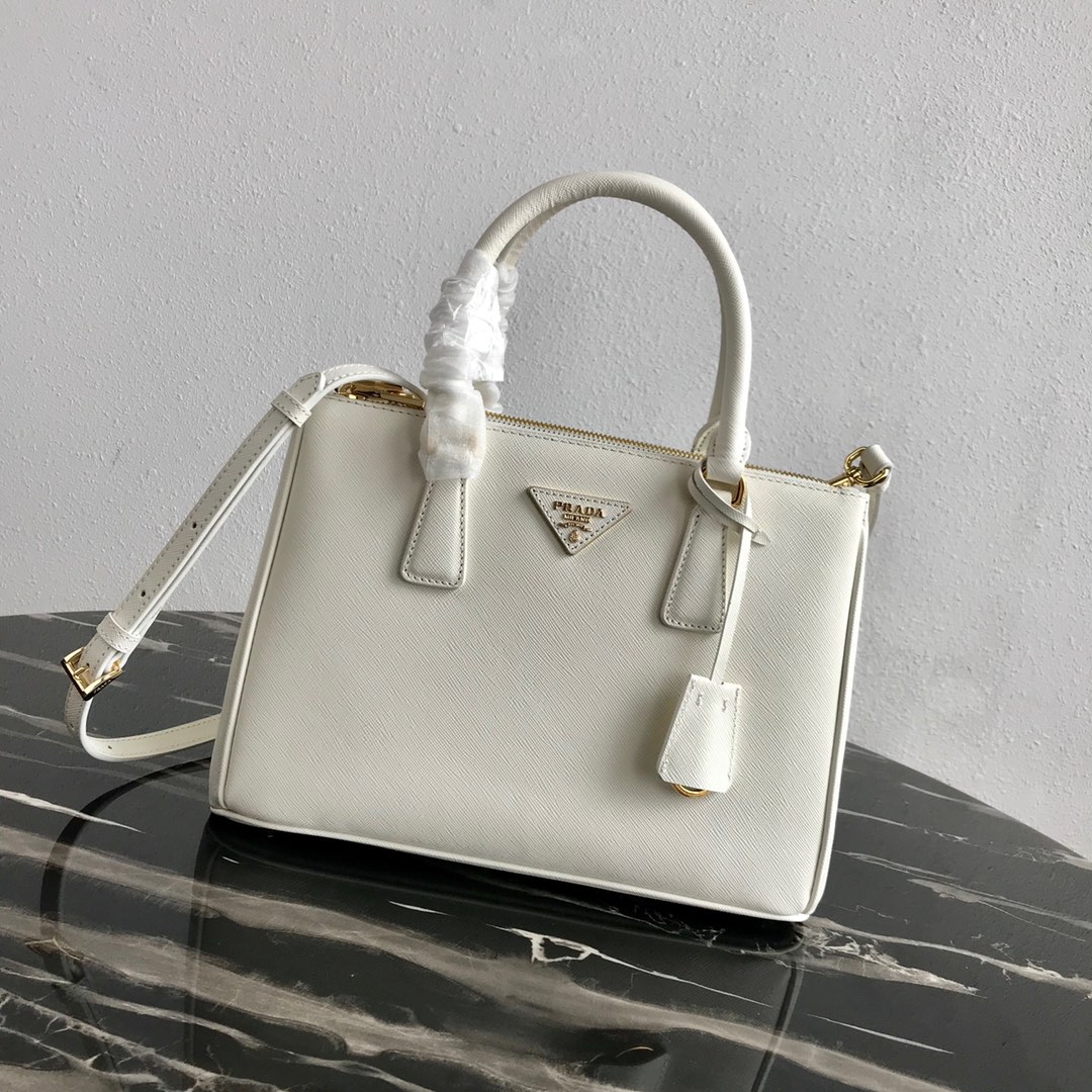 medium Pra*a galleria saffiano leather bag