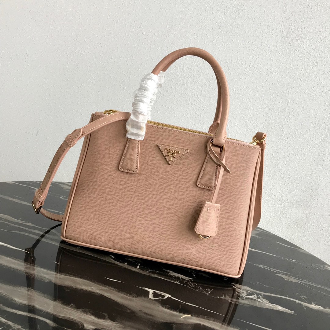 medium Pra*a galleria saffiano leather bag