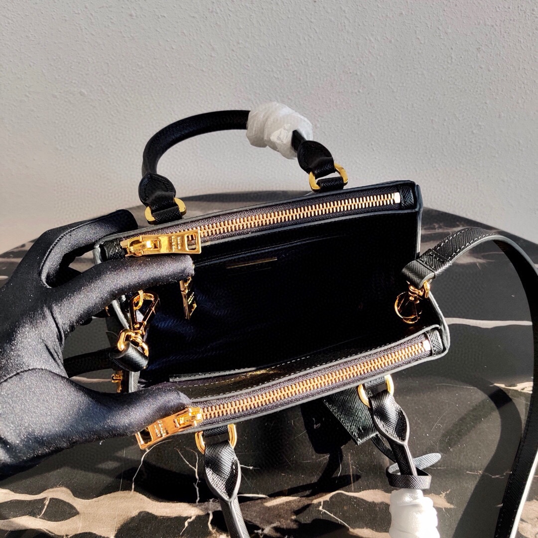 Pra*a galleria saffiano leather mini-bag