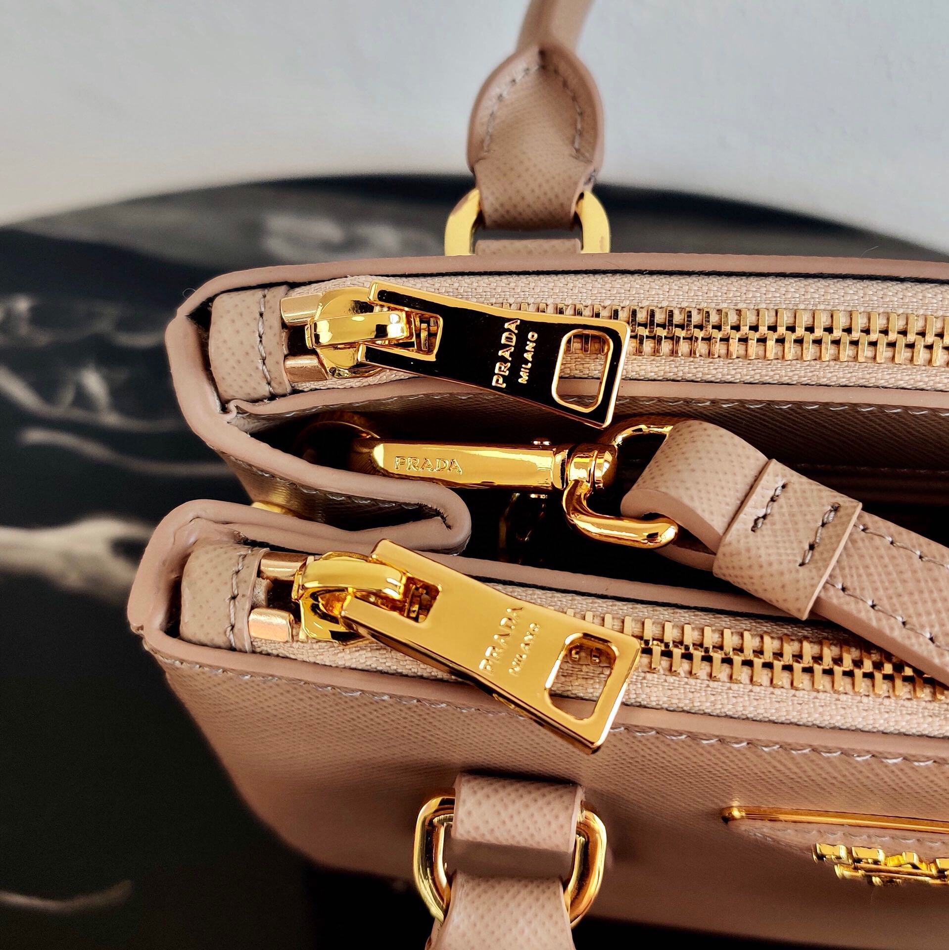 Pra*a galleria saffiano leather mini-bag