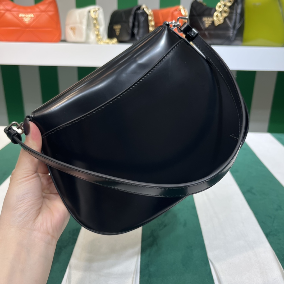 Pra*a cleo brushed leather shoulder bag with flap