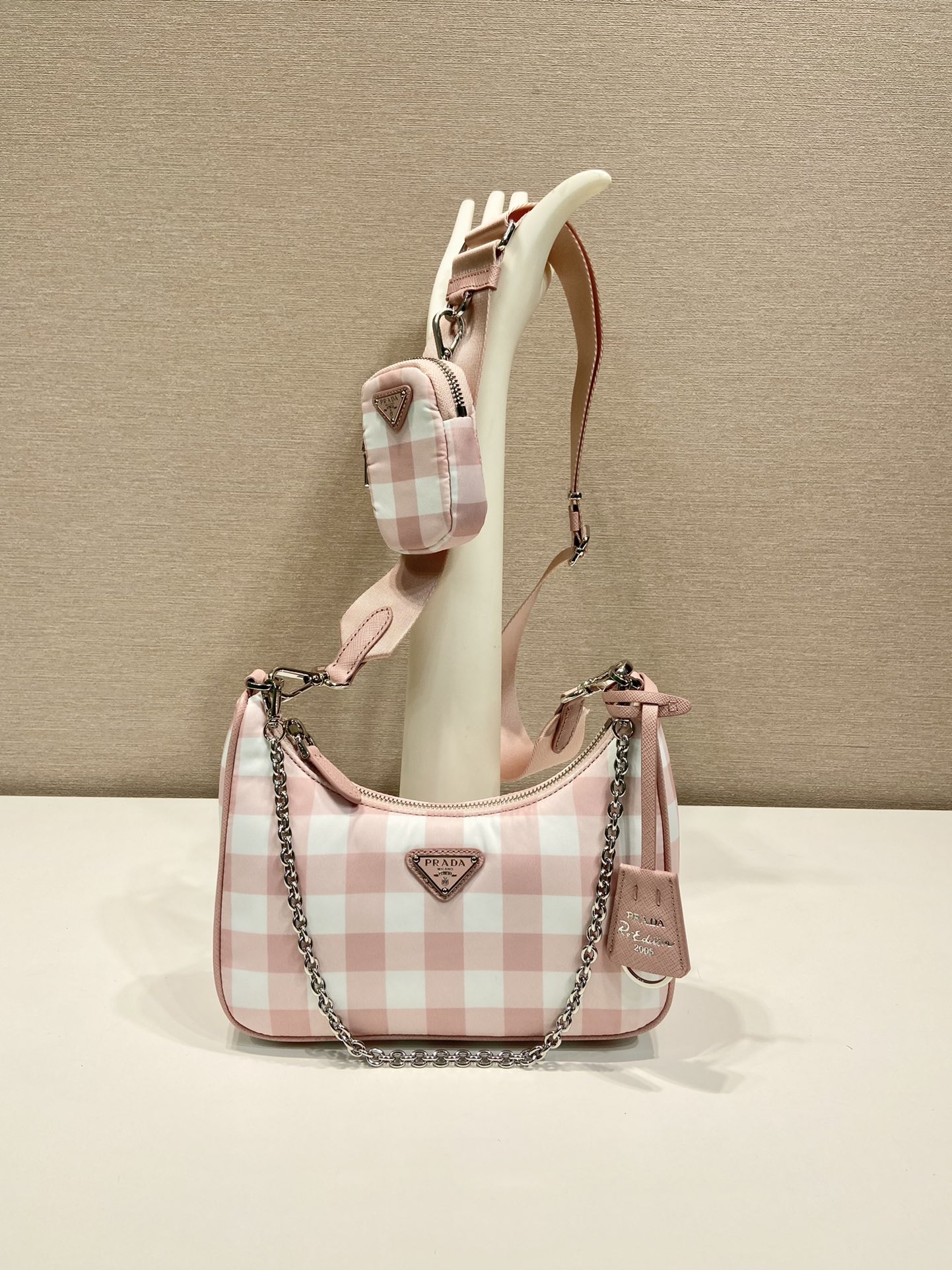 Pra*a re-edition 2005 bag