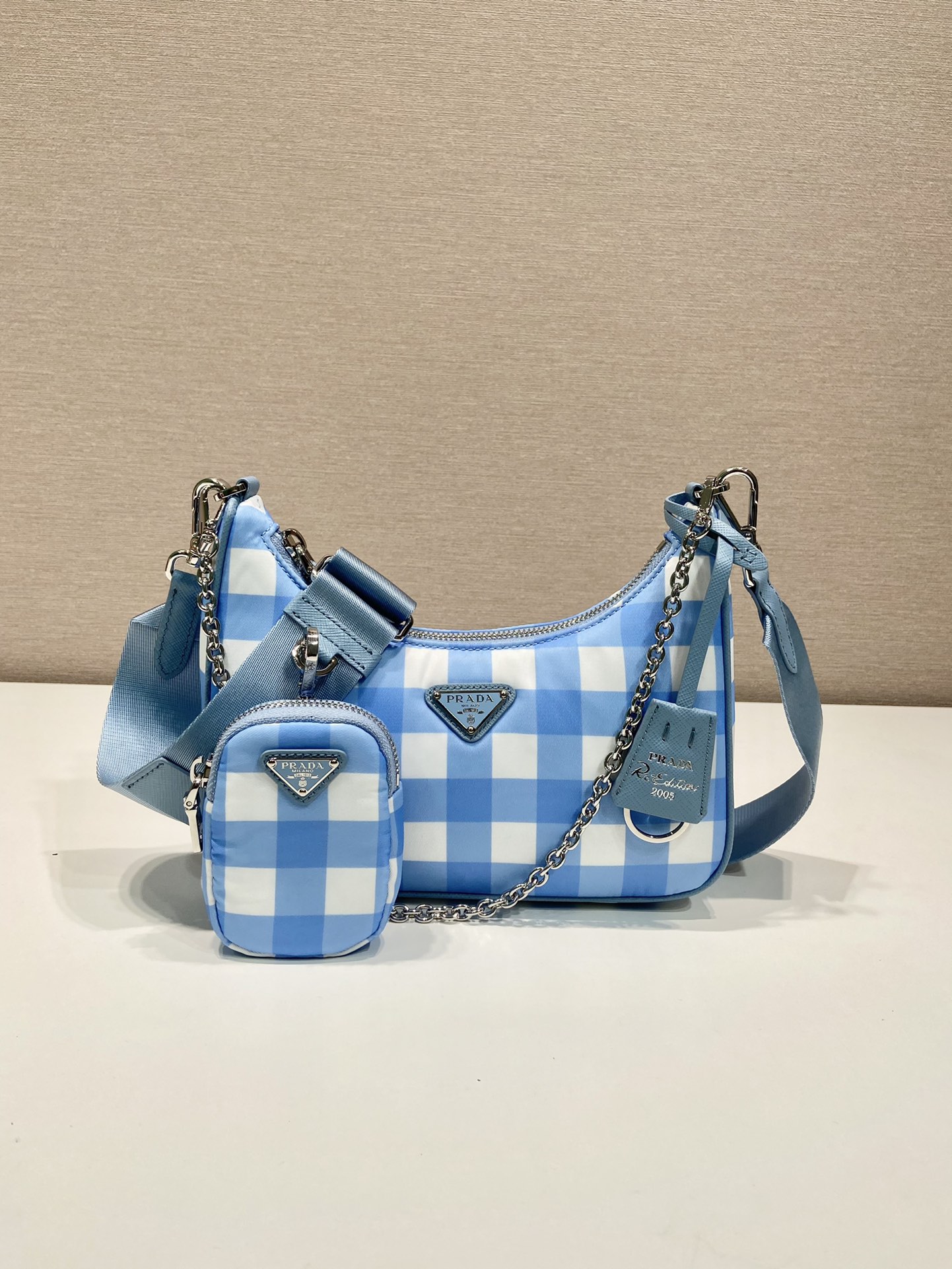 Pra*a re-edition 2005 bag