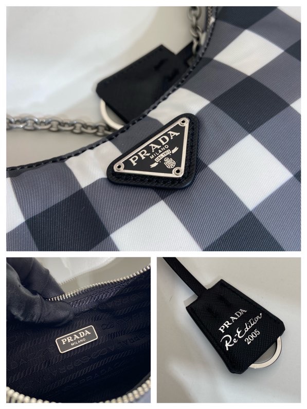 Pra*a re-edition 2005 bag