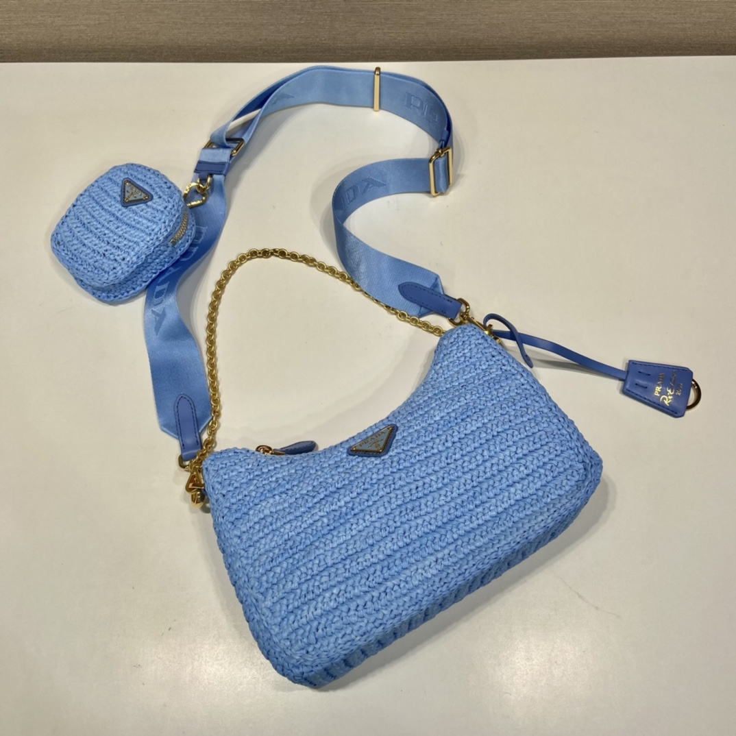 Pra*a re-edition 2005 bag