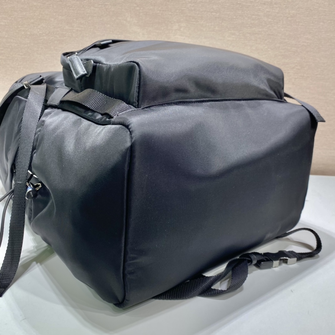 Pra*a re-nylon backpack