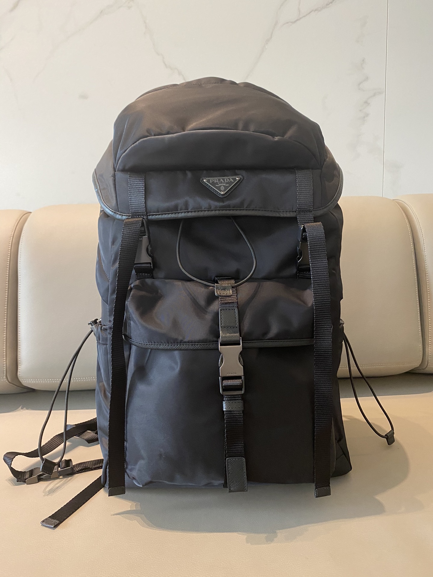 Pra*a  backpack