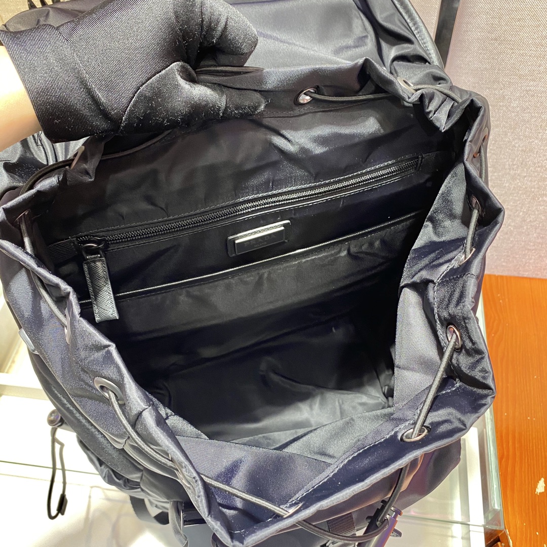 Pra*a backpack