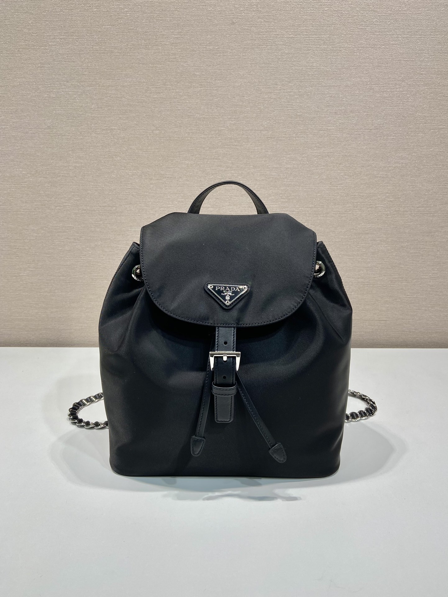 Pra*a small backpack