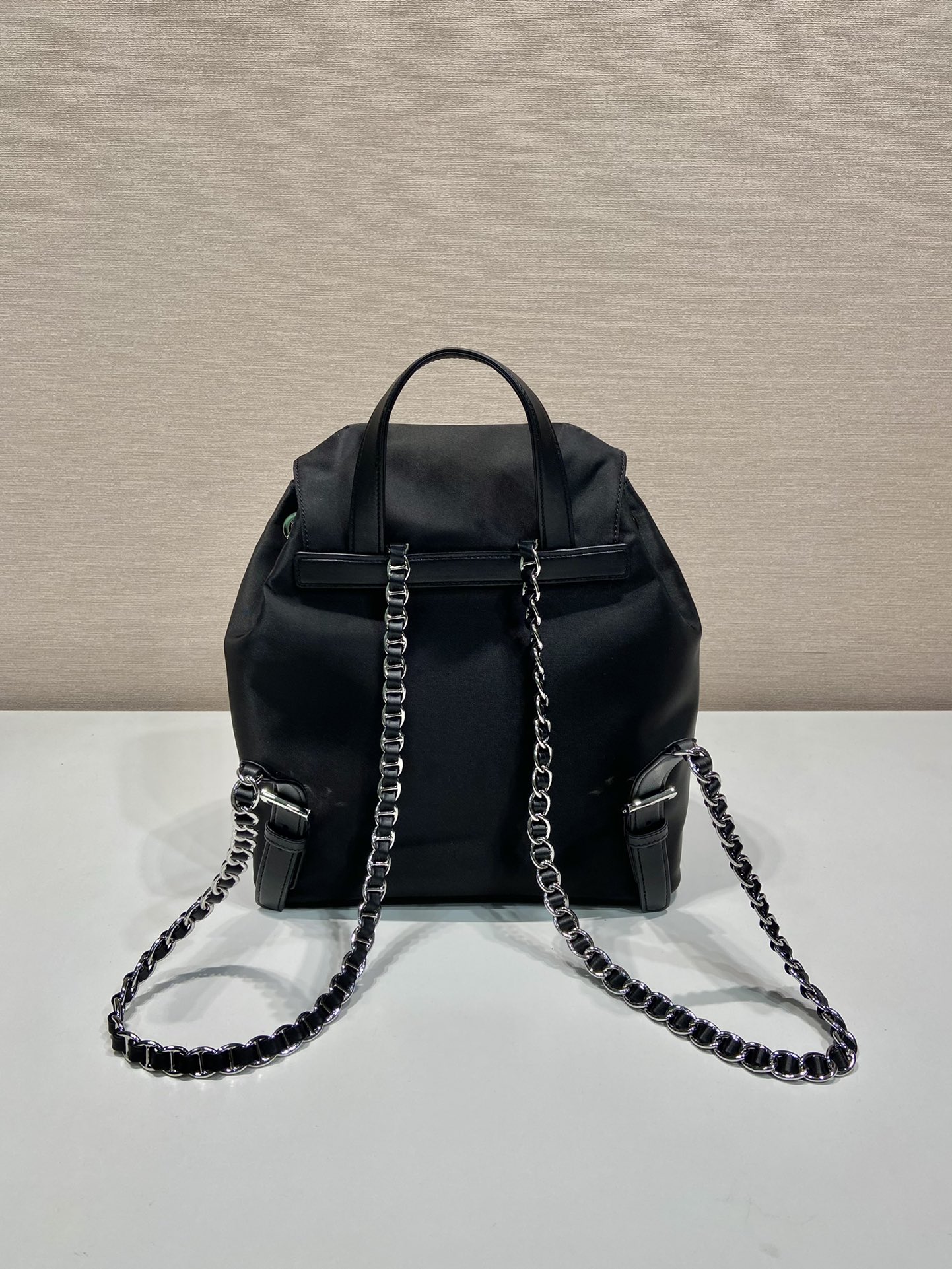 Pra*a small backpack