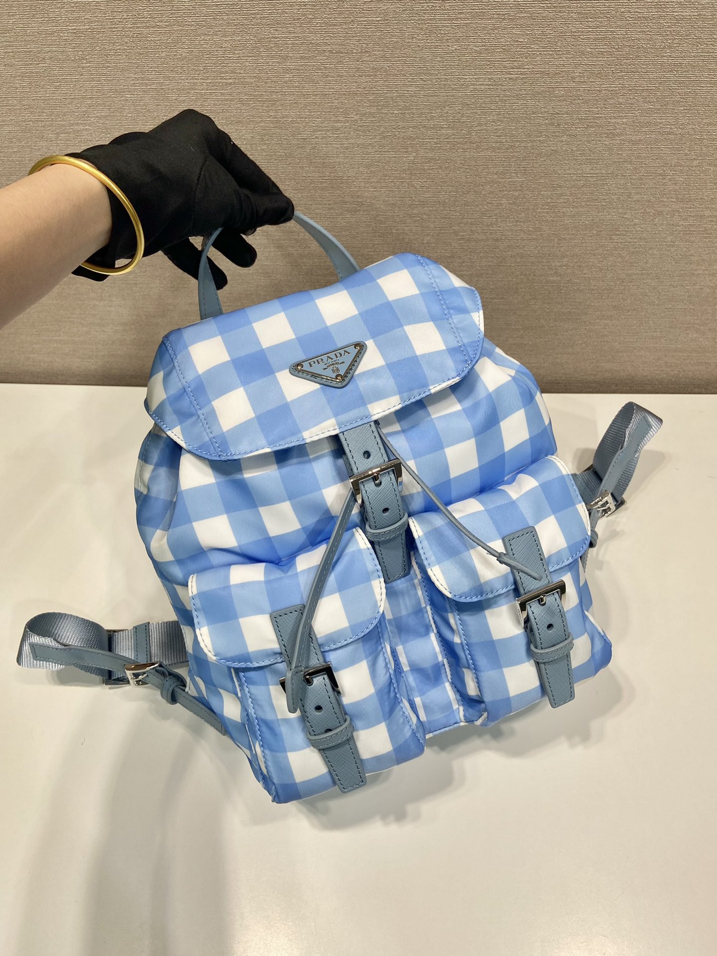 Pra*a backpack