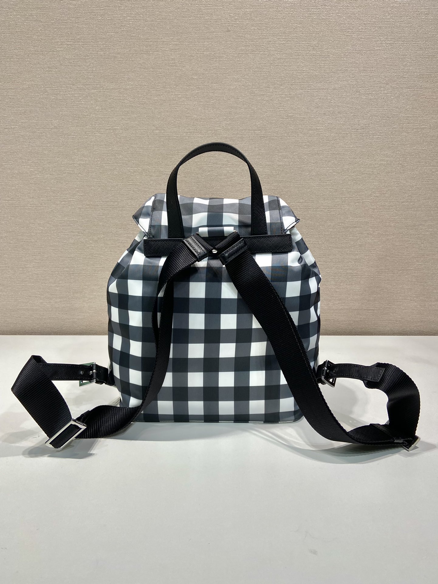 Pra*a backpack