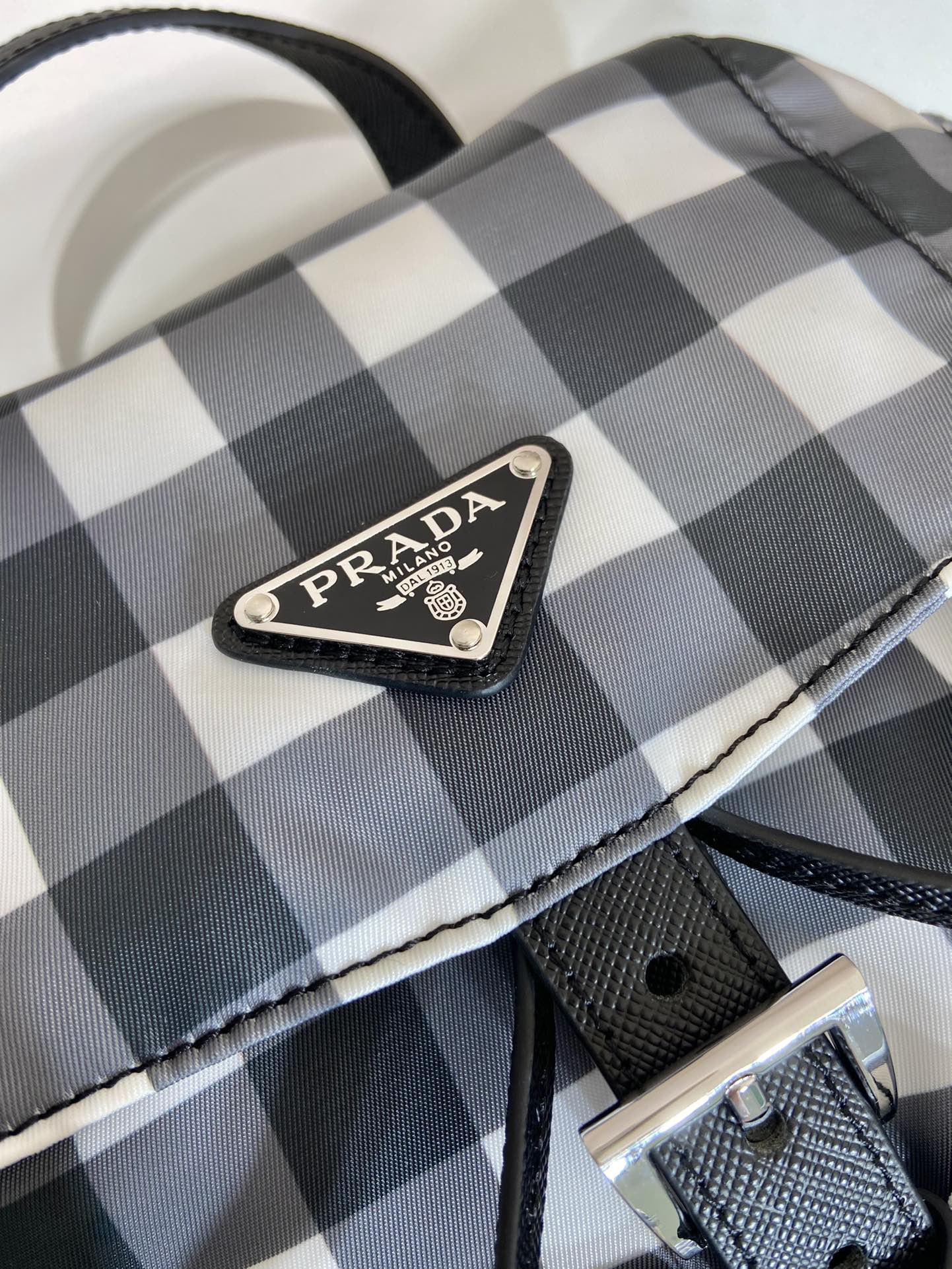 Pra*a backpack