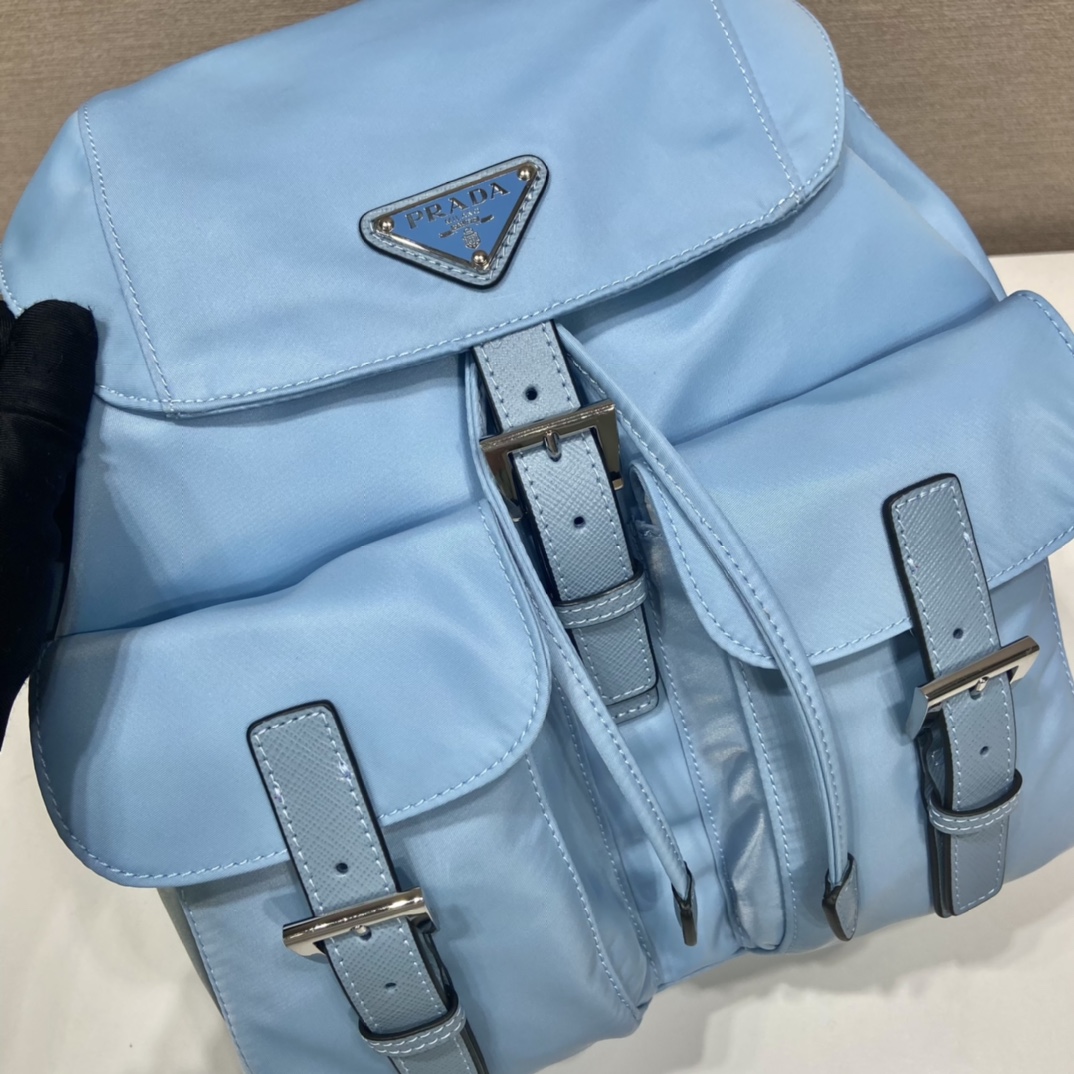 Pra*a small backpack