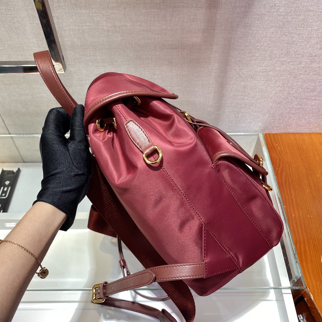 Pra*a small backpack