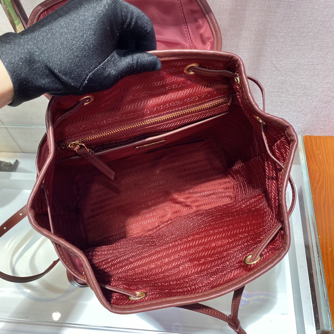 Pra*a small backpack