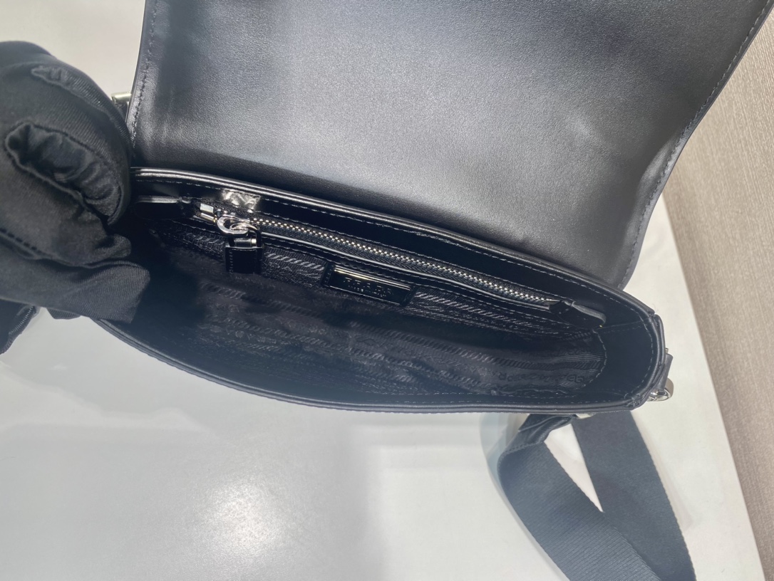 Pra*a saffiano leather shoulder bag
