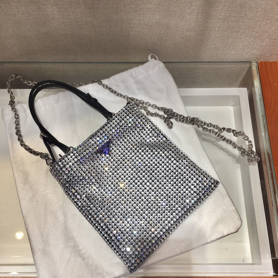 Pra*a handbag