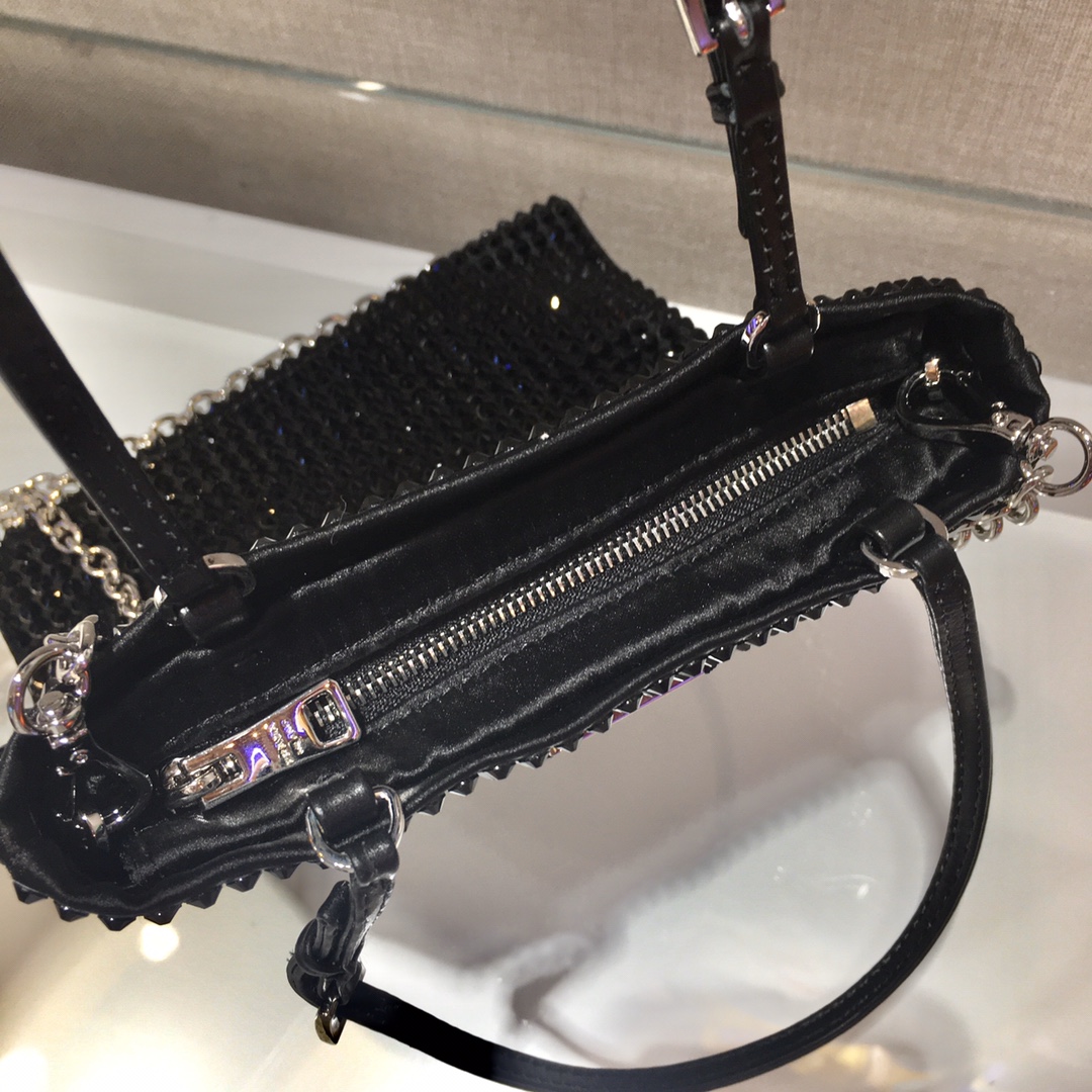 Pra*a handbag