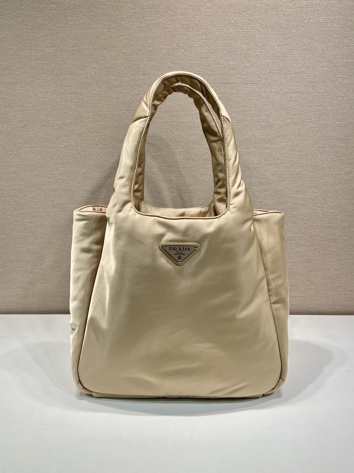 Pra*a large padded re-nylon tote bag