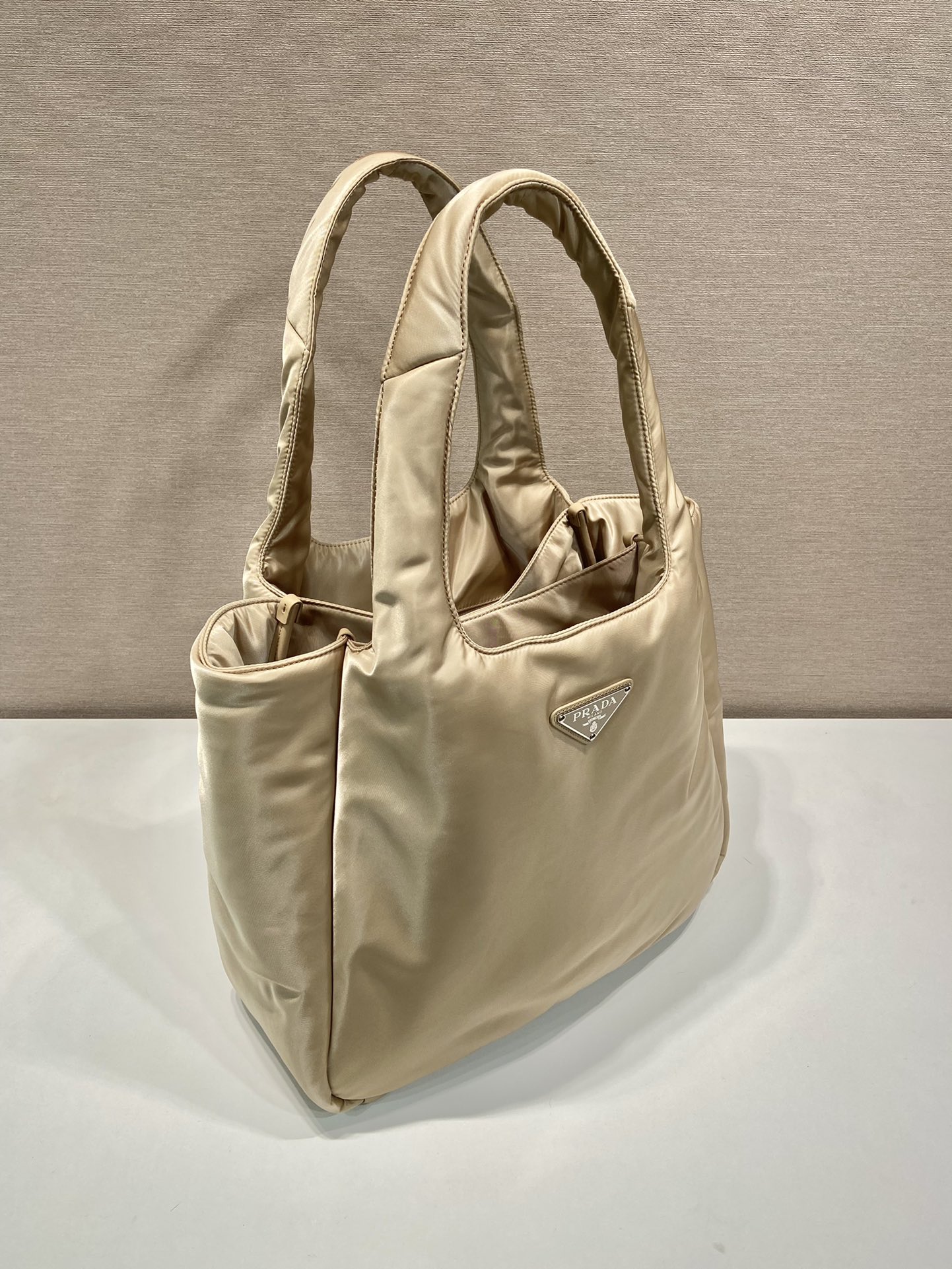 Pra*a large padded re-nylon tote bag