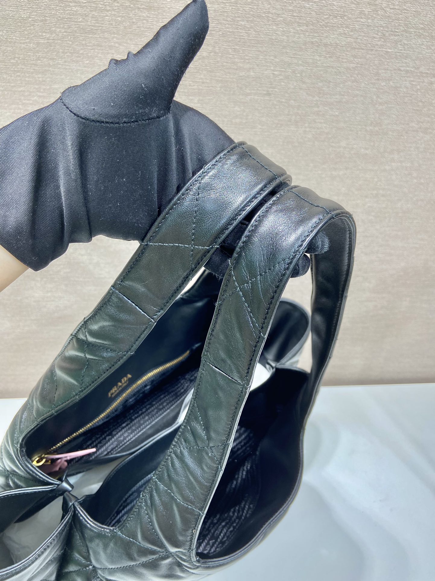 Pra*a large padded leather tote bag