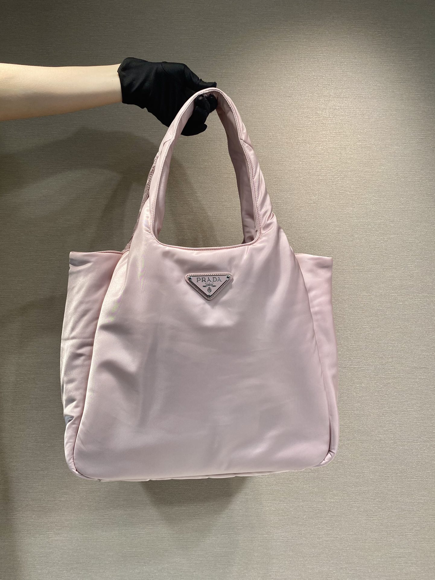 Pra*a large padded re-nylon tote bag